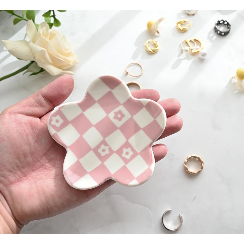 Ceramic Checkered Jewelry Tray - Bedroom Furniture recension och pris